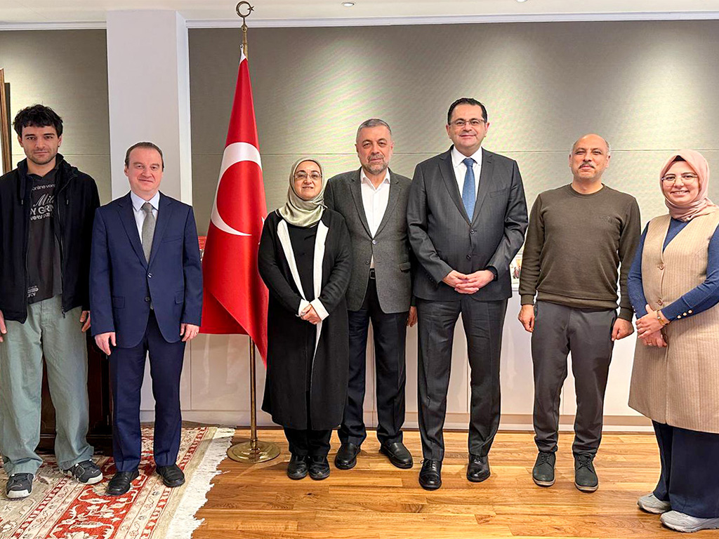 VISITING YOUTH WORK MODELS FOR CAPACITY BUILDING<